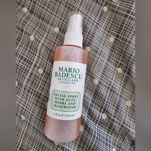 Facial spray with Aloe and Rosewater